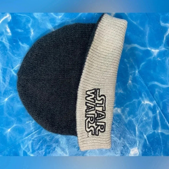 Star Wars - Grey - Half Rebel Half First Order Insignia / Symbol / Logo - Picture 4 of 5